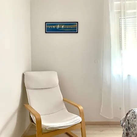 Mirta Apartment