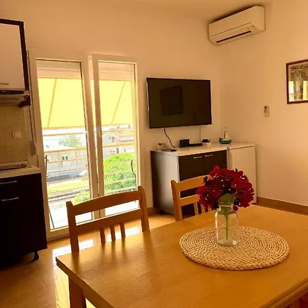 Mirta Apartment *